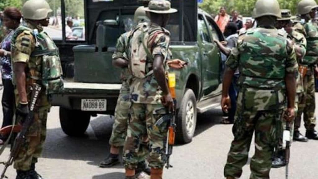 ARMY KILLS TWO BROTHERS IN OGUN STATE FOR SMUGGLING FOREIGN RICE, COMMUNITY LYNCHES AIR FORCE OFFICER IN RETALIATION