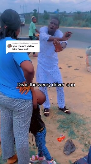 Outrageous moment passengers refused a suspected dr¥nk driver from conveying them to their destination after an accident almost occur (VIDEO)