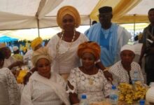 The final burial ceremony of Alhaja Mulikat Onafowokan popularly known as Alhaja 10-10 by old and young in Sagamu, took place in Wesley School, Ojumele Sagamu on Monday with many dignitaries and politicians in attendance.