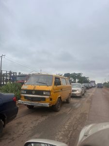 Gridlock on Sagamu-Benin-Ore Express Road as Heavy Downpour Causes Chaos