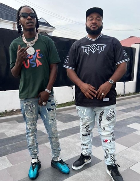 "No show again, na to dey tear ticket remain" – Netizens react to Naira Marley and Sam's Larry presence at NURTW street party