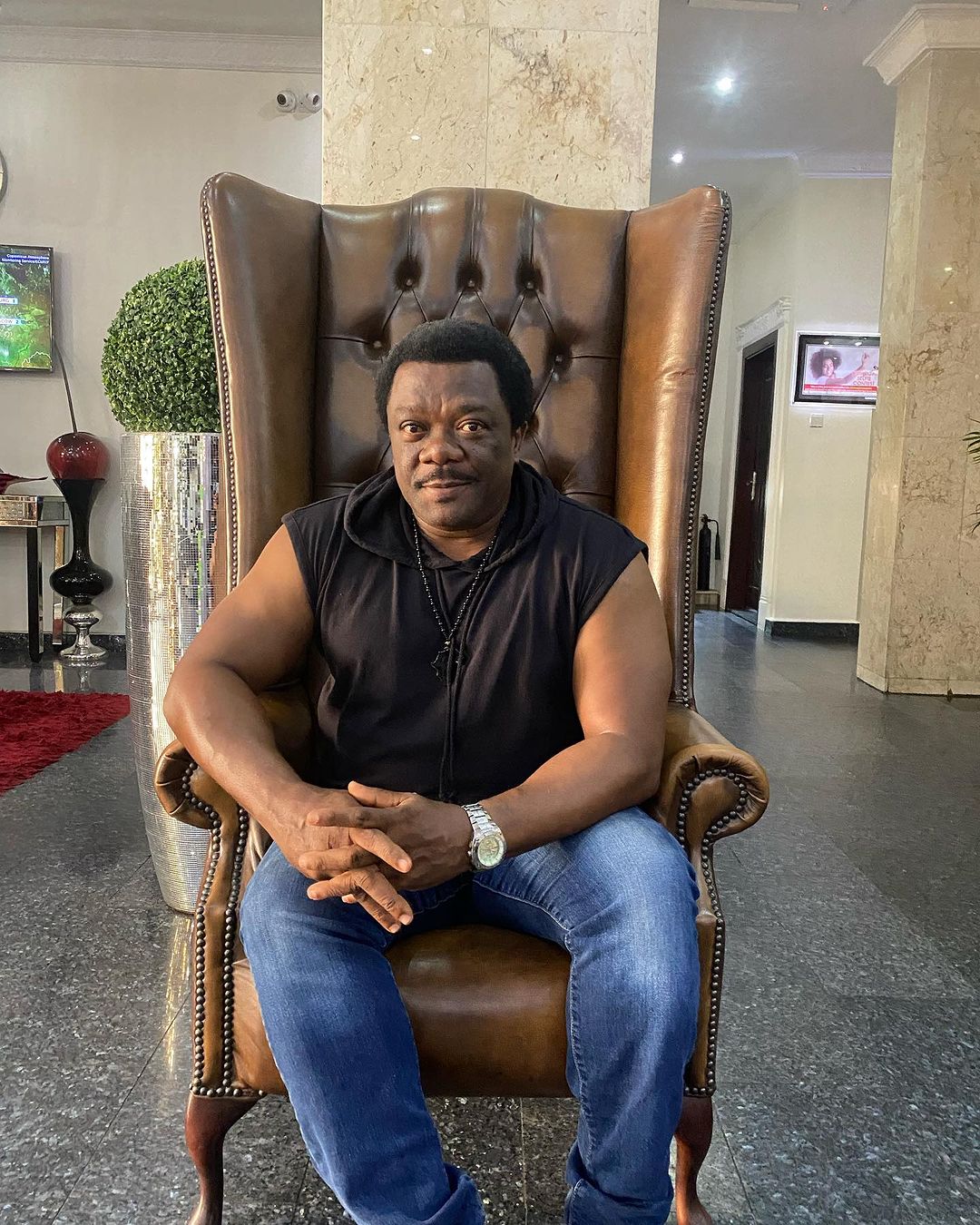 "Must you talk" – Actor Kevin Ikeduba quizzes men who k!ss and tell (VIDEO)