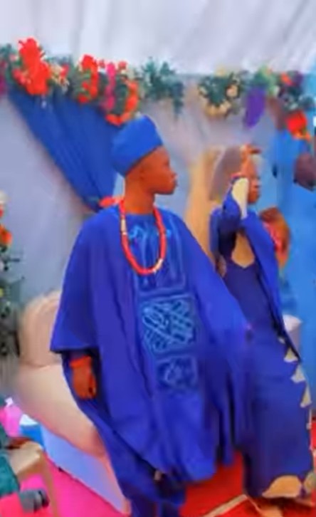 Video Of A Nigerian Groom Looking Lost At His Wedding Party Stuns Many (WATCH)