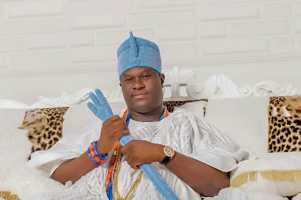 Ooni of Ife Graces Davido’s Wedding With His Presence