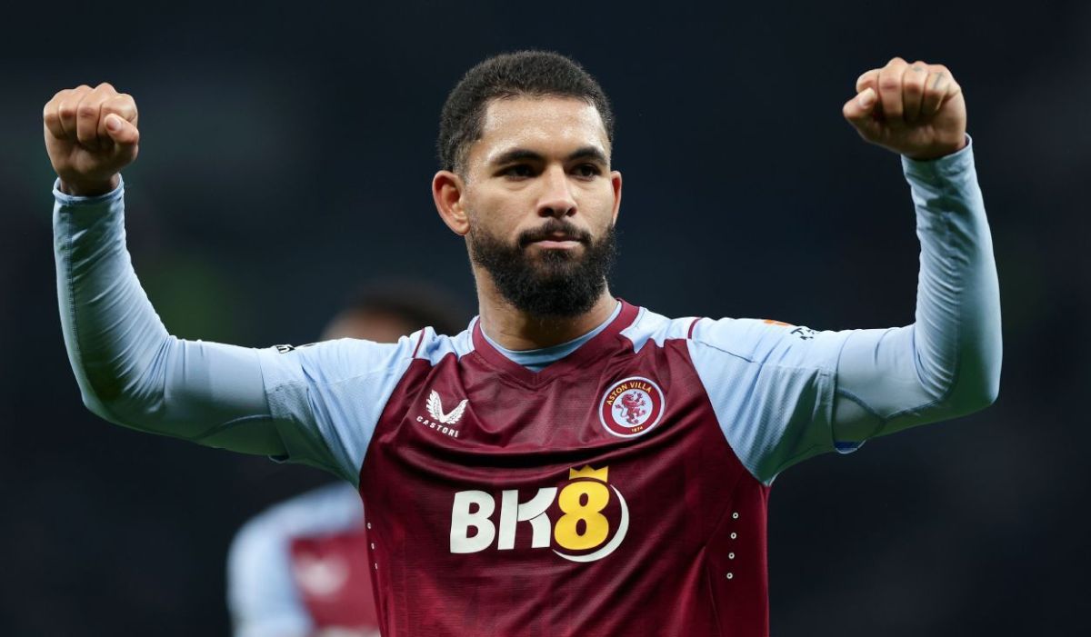 Juventus books medical for Aston Villa midfielder Douglas Luiz