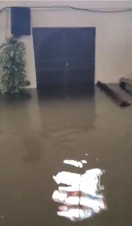 Video Of A Catholic Church in Lagos Floodǝd By Heavy Rainfall Raises Eyebrows (WATCH)