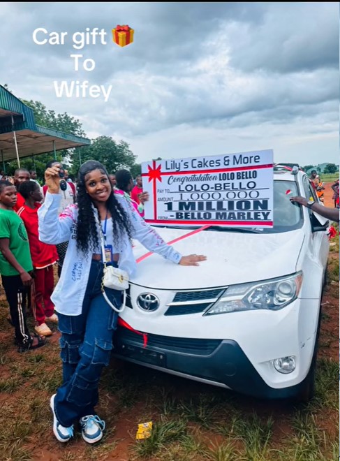 Celebration Erúpts as Nigerian man gifts his wife a car on Sign-Out day (VIDEO)