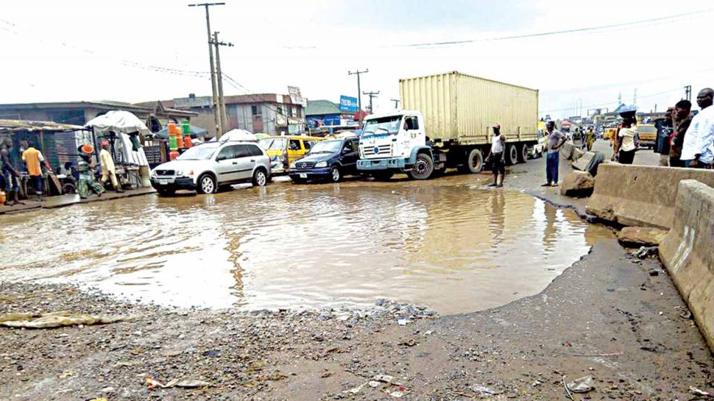 Federal Government Initiates Repairs on Lagos-Abeokuta Road