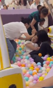 Two Mothers F!ghting In A Ball Pit Sh0cks Onlookers And Online Viewers (WATCH)