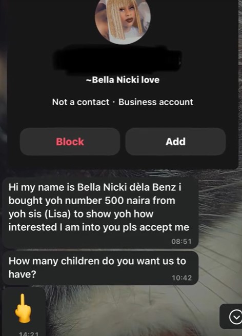 "Who fih borrow me 500 make i pay am abeg?" – Man astonished as younger sister sells his contact to her admiring friend for ₦500 (WATCH)