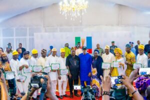 Dapo Abiodun Meets With Newly Elected Local Government Chairmen, Vows to Deliver Democratic Dividends